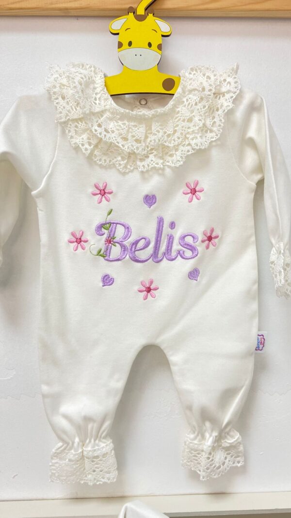 12 parca dantelli hastane çıkışı